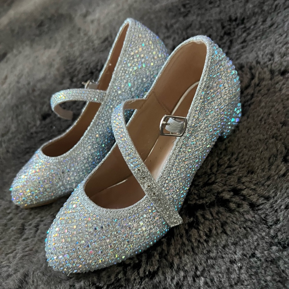 Link Sparkling Silver Kids Dress Shoes Size 13
